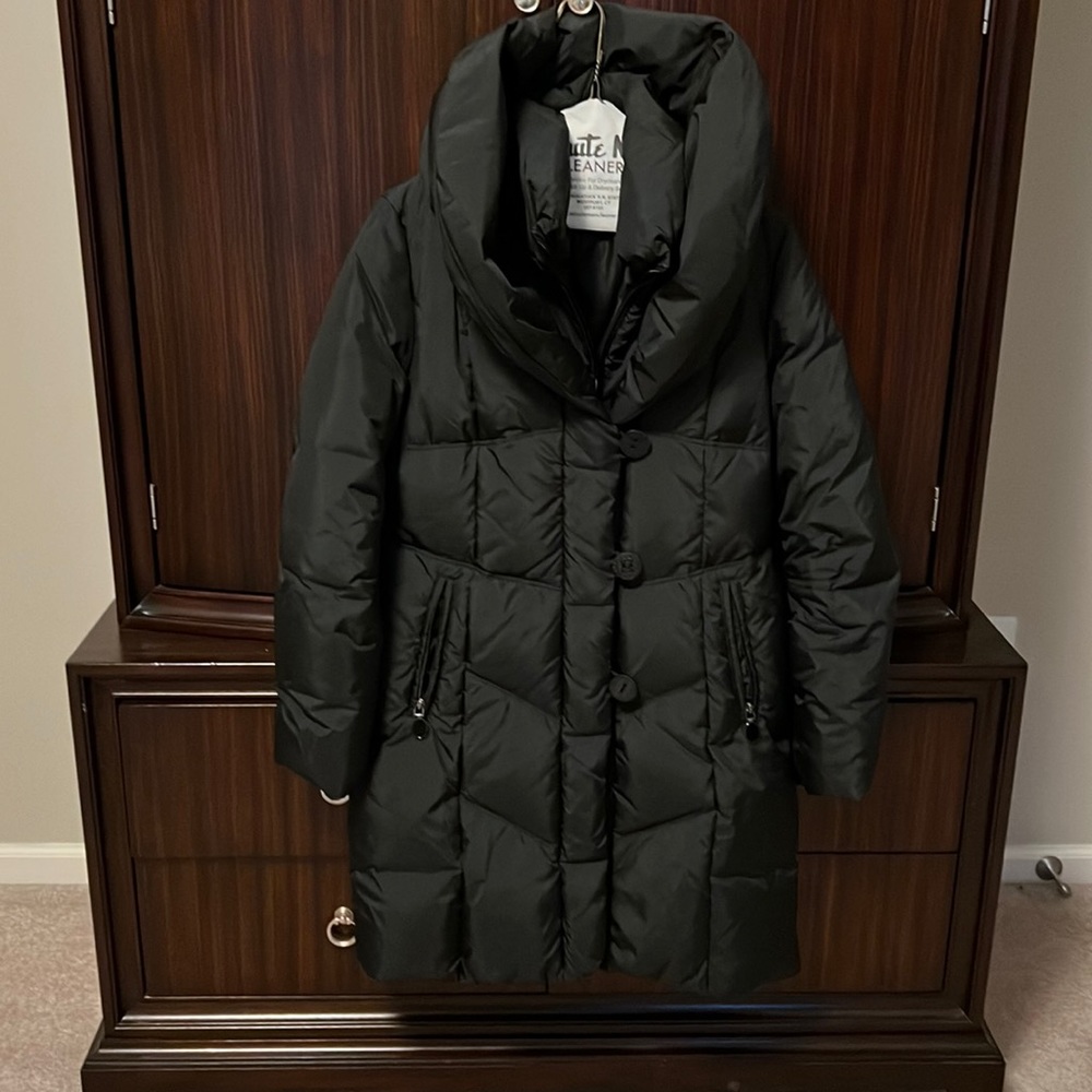 Tahari Women's Grace Button Front Shawl Collar Down Coat w/Inside Vestie-Small